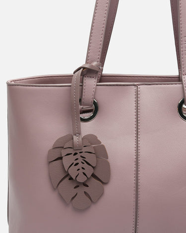 Veleti bolso shopper con detalle colgante 