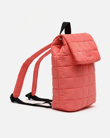 Puki mochila con solapa acolchada en nylon 